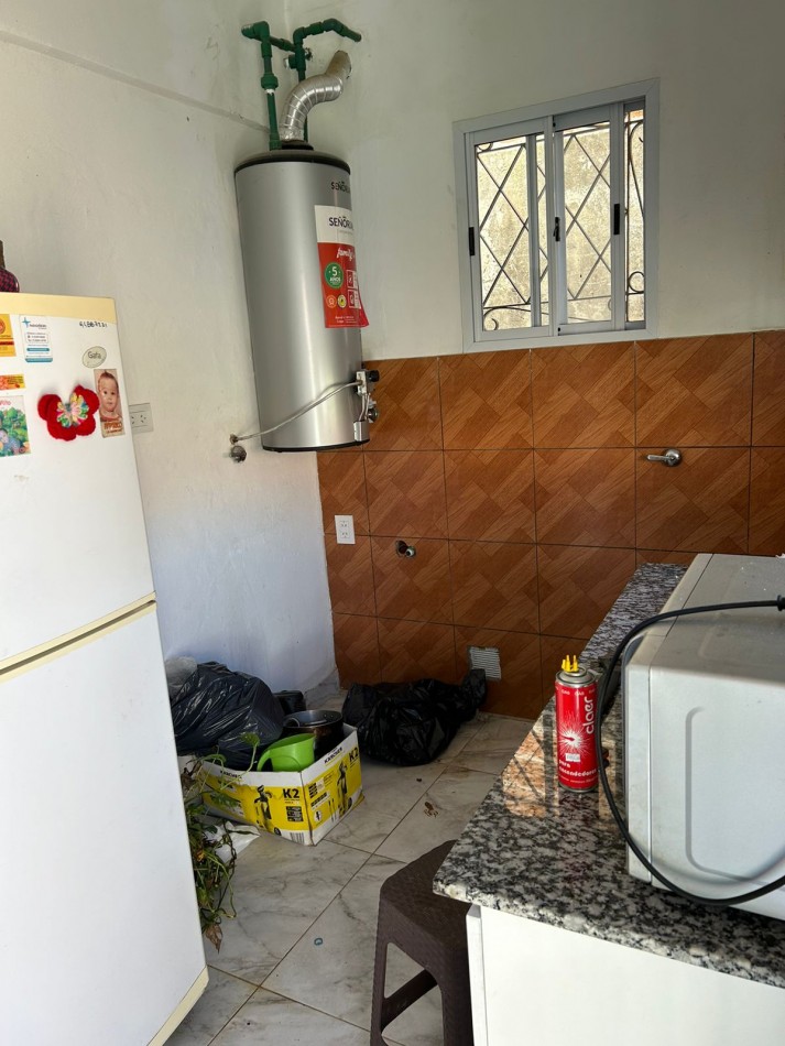 Amplia casa 4 ambientes en VENTA Bernal Oeste