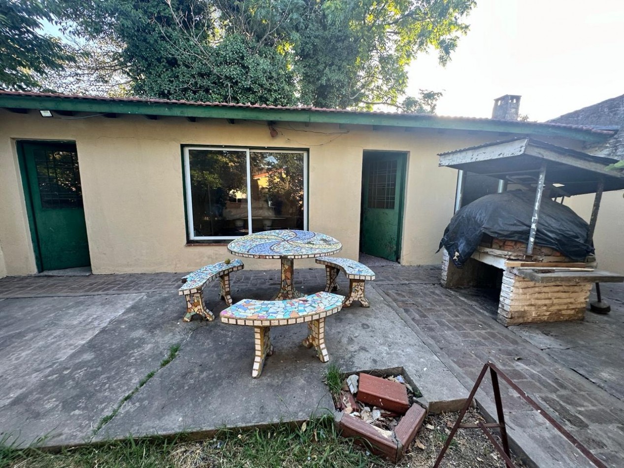 SE VENDE CASA DE 4 AMBIENTES APTA CREDITO HIPOTECARIO - FLORENCIO VARELA - BOSQUES