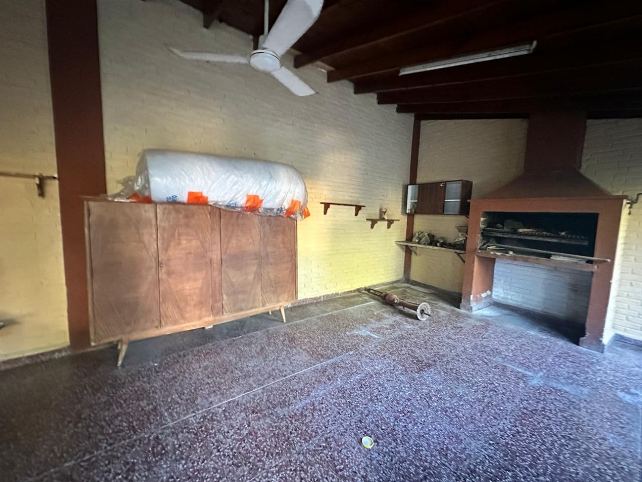 SE VENDE CASA DE 4 AMBIENTES APTA CREDITO HIPOTECARIO - FLORENCIO VARELA - BOSQUES
