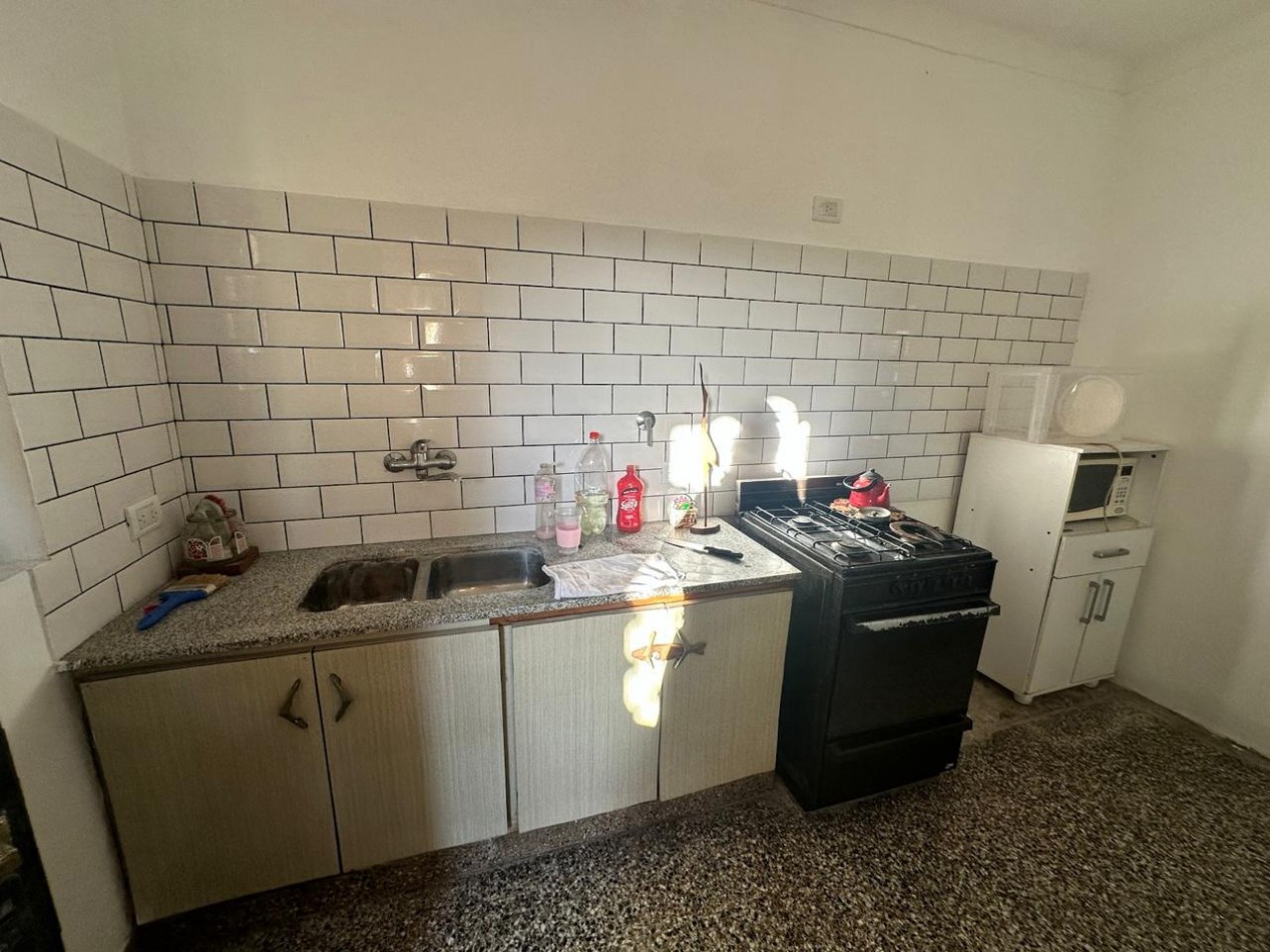 SE VENDE CASA DE 4 AMBIENTES APTA CREDITO HIPOTECARIO - FLORENCIO VARELA - BOSQUES