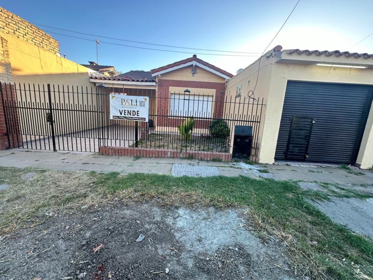 SE VENDE CASA DE 4 AMBIENTES APTA CREDITO HIPOTECARIO - FLORENCIO VARELA - BOSQUES