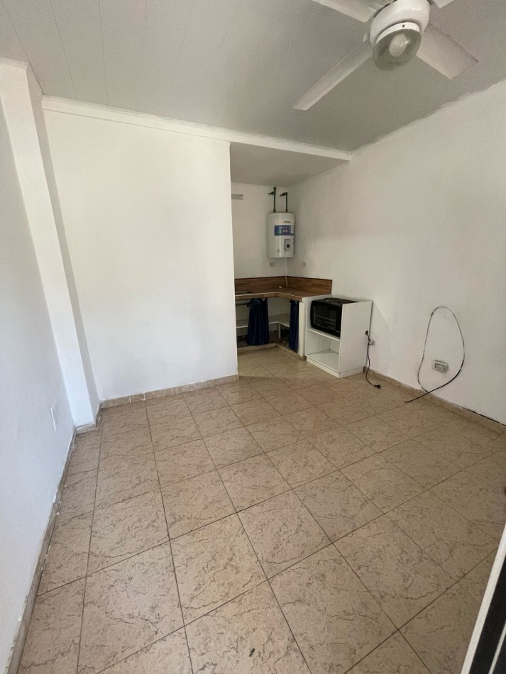  SE ALQUILA MONOAMBIENTE - QUILMES OESTE