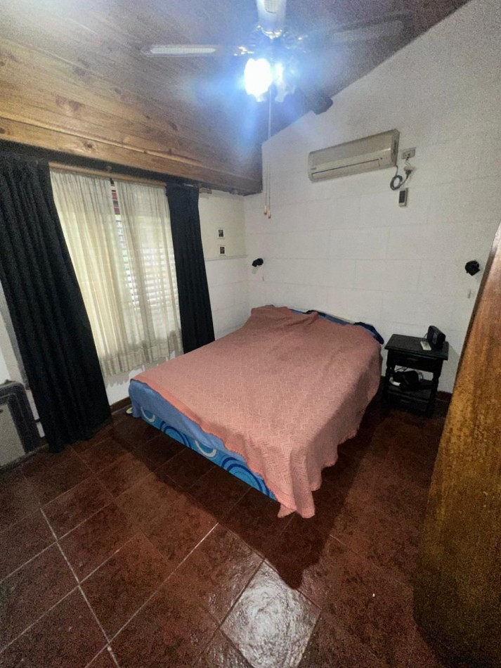 OPORTUNIDAD CASA CON DEPARTAMENTO EN VENTA SOBRE ESQUINA - APTA CREDITO HIPOTECARIO