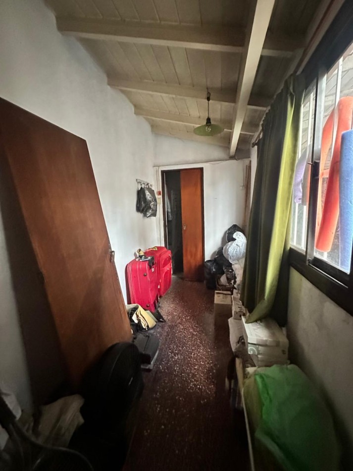 OPORTUNIDAD CASA CON DEPARTAMENTO EN VENTA SOBRE ESQUINA - APTA CREDITO HIPOTECARIO
