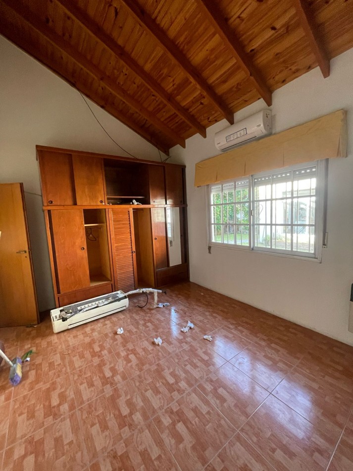  OPORTUNIDAD CASA 3 AMBIENTES EN VENTA - APTA CREDITO HIPOTECARIO - FLORENCIO VARELA
