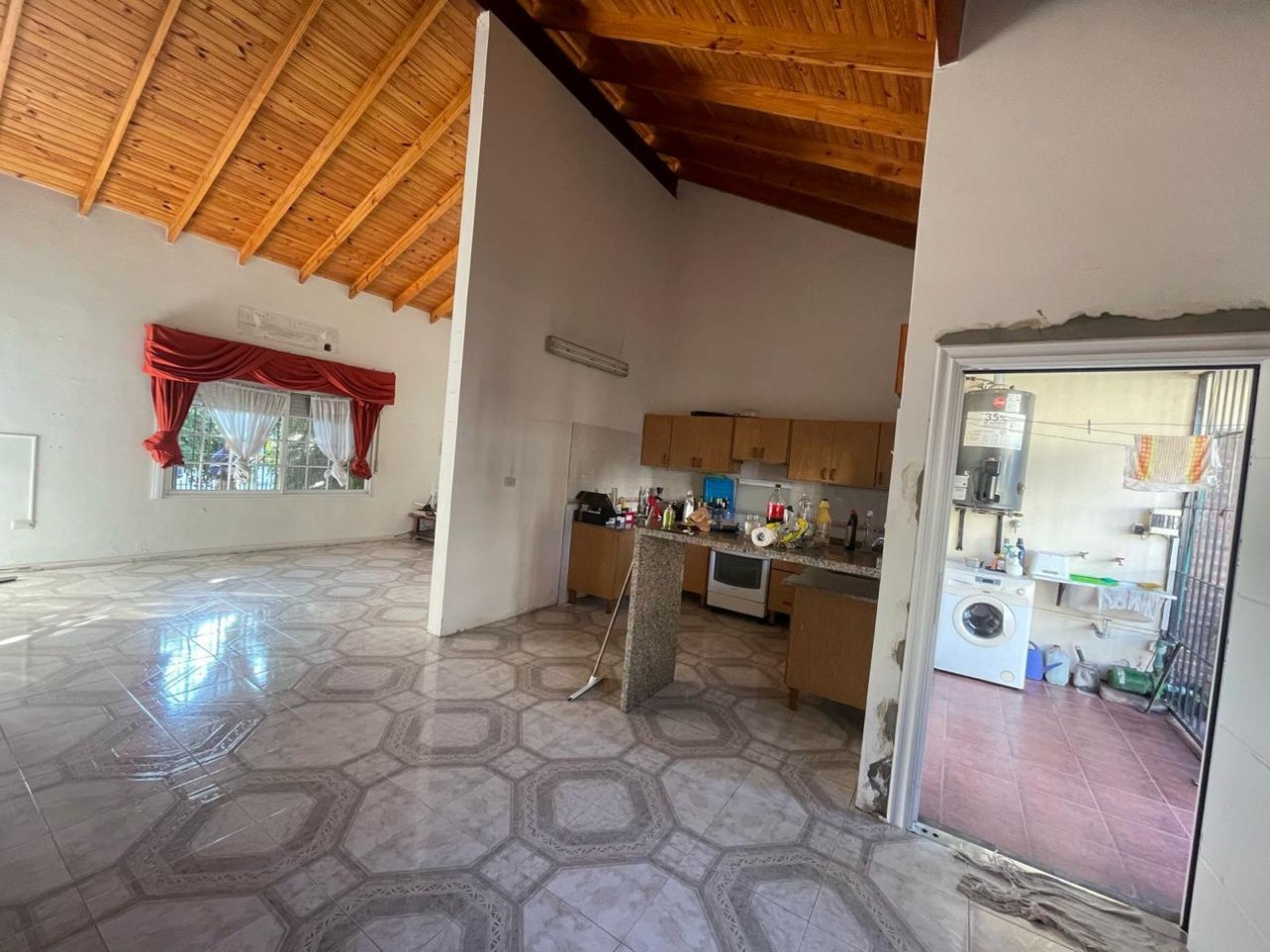  OPORTUNIDAD CASA 3 AMBIENTES EN VENTA - APTA CREDITO HIPOTECARIO - FLORENCIO VARELA