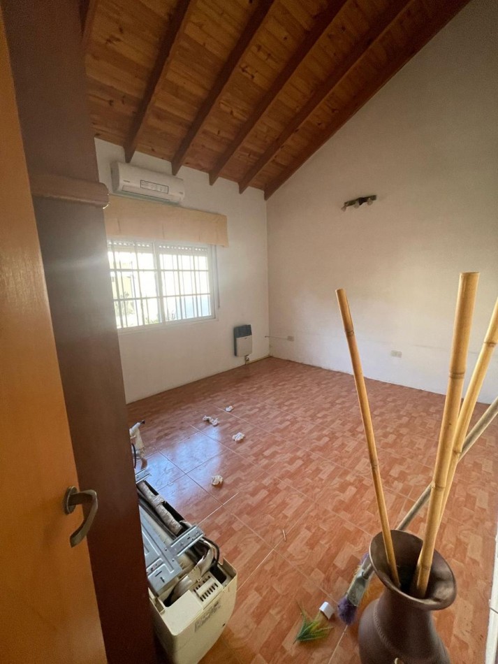  OPORTUNIDAD CASA 3 AMBIENTES EN VENTA - APTA CREDITO HIPOTECARIO - FLORENCIO VARELA