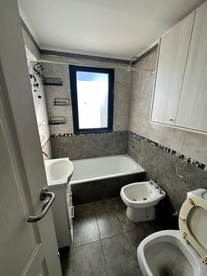 OPORTUNIDAD VENTA DEPARTAMENTO 3 AMBIENTES AMOBLADO - FLORENCIO VARELA CENTRO