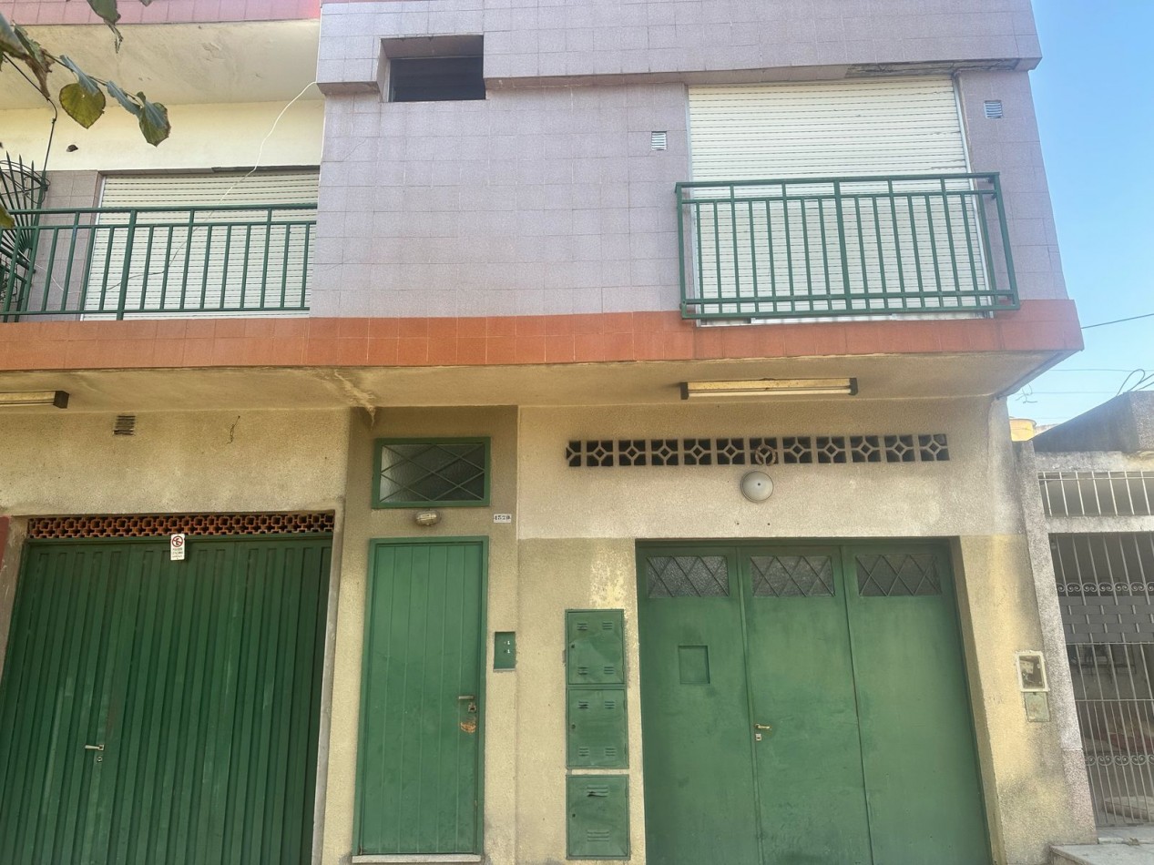 SE ALQUILA DEPARTAMENTO TIPO PH DE 3 AMBIENTES - QUILMES OESTE
