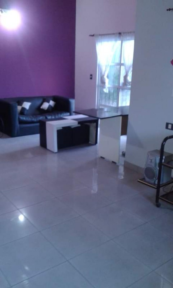 ALQUILER PH 2 AMBIENTES AL FONDO - BERNAL OESTE
