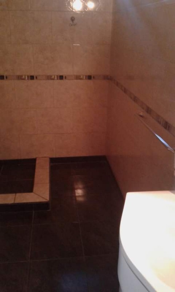 ALQUILER PH 2 AMBIENTES AL FONDO - BERNAL OESTE