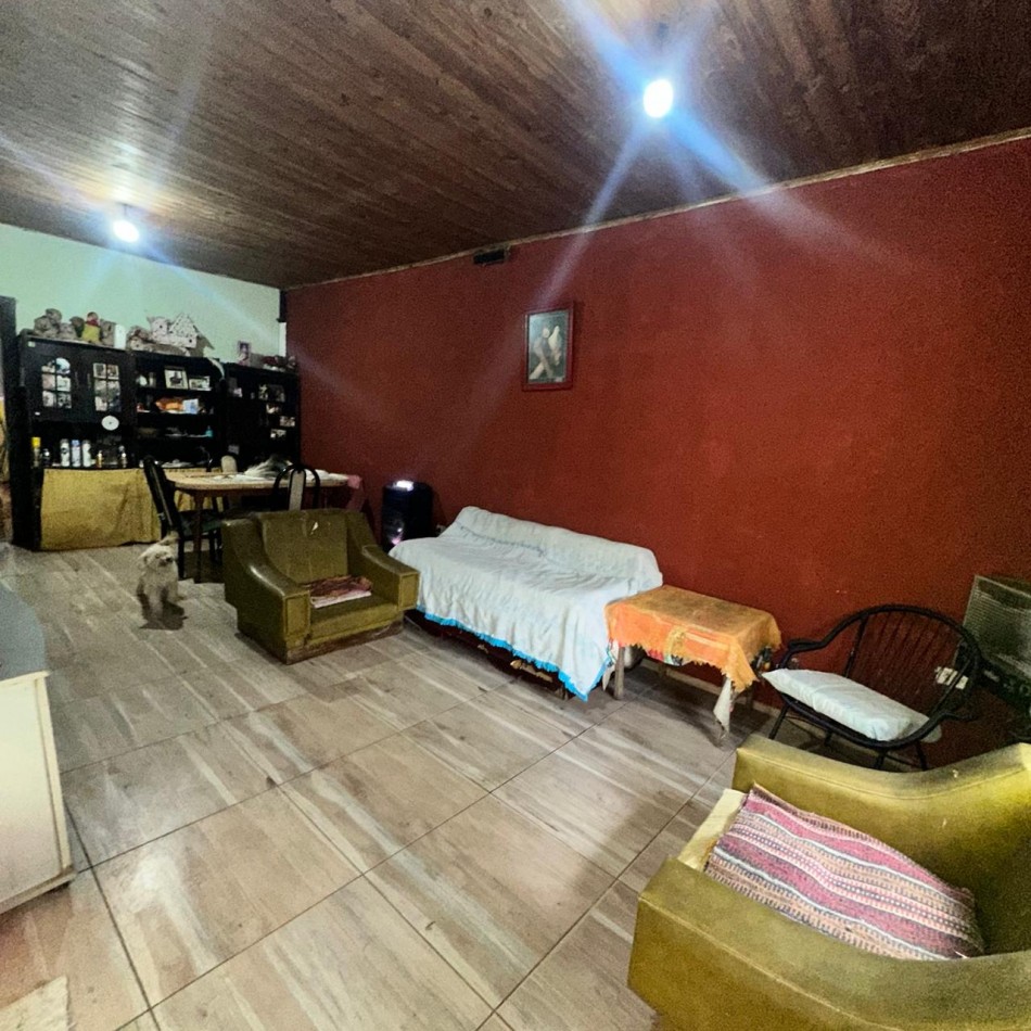 OPORTUNIDAD!!!!! SE VENDE CASA 3 AMBIENTES EN INGENIERO ALLAN