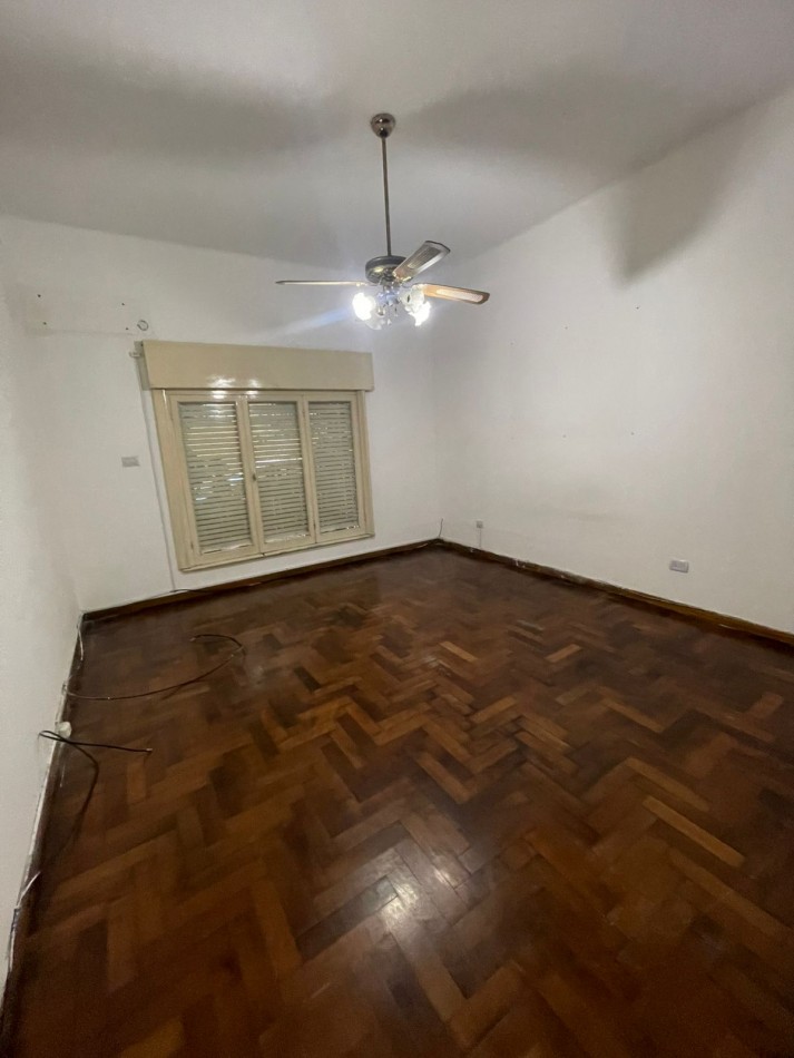EXCELENTE CASA EN ALQUILER DE 3 AMBIENTES