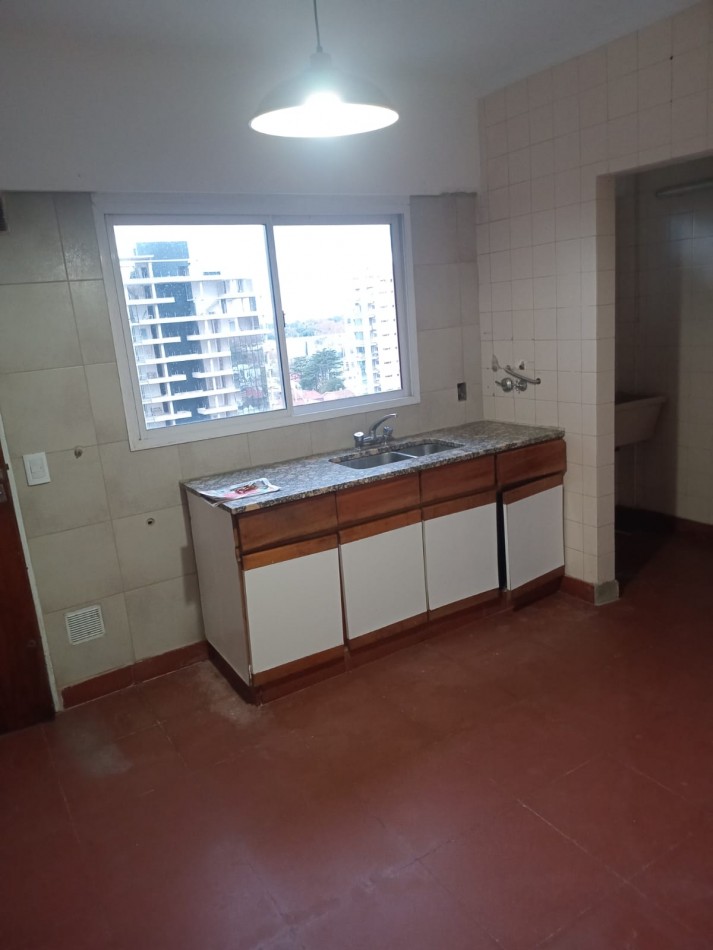 SE ALQUILA DEPARTAMENTO 2 AMBIENTES - QUILMES CENTRO