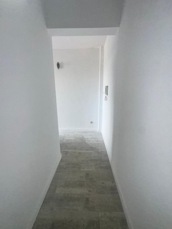 SE ALQUILA AMPLIO DEPARTAMENTO DE 3 AMBIENTES - VILLA DOMINICO