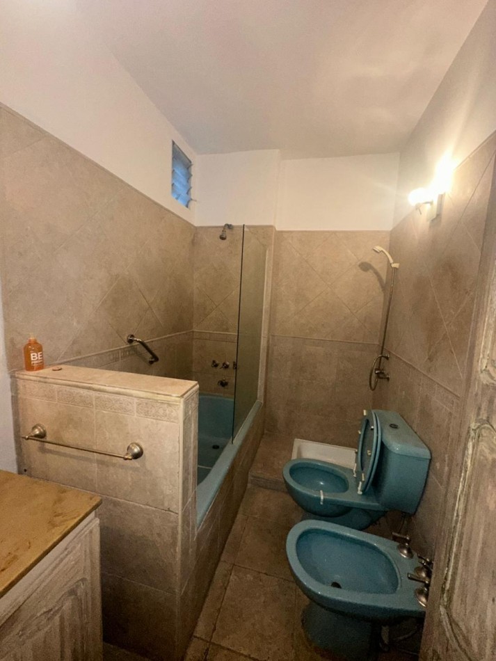 SE ALQUILA AMPLIO DEPARTAMENTO DE 3 AMBIENTES - VILLA DOMINICO