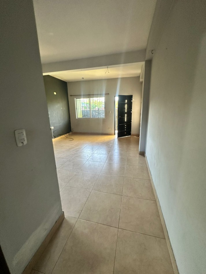 SE ALQUILA DEPTO 2 AMBIENTES - BERAZATEGUI OESTE