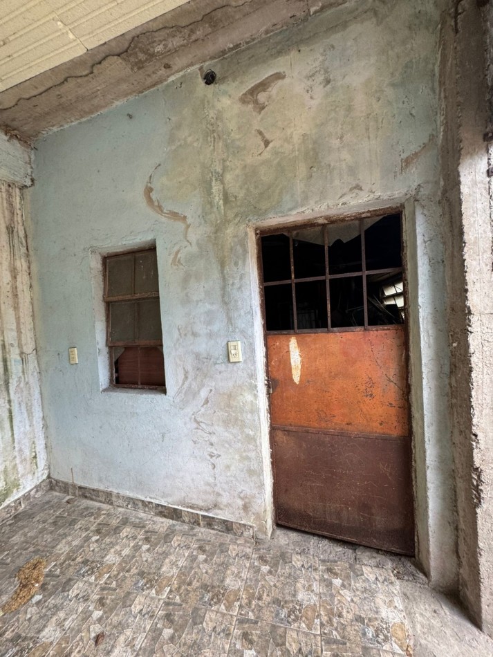 SE VENDE CASA A REFACCIONAR 3 AMBIENTES - QUILMES