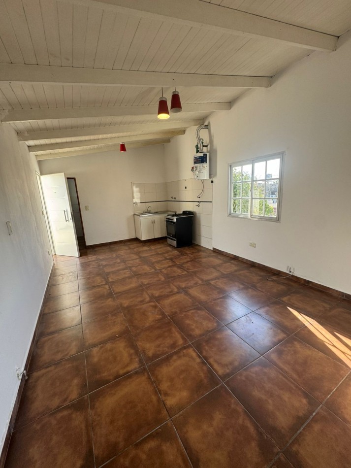 DEPARTAMENTO 2 AMBIENTES EN ALQUILER - QUILMES OESTE