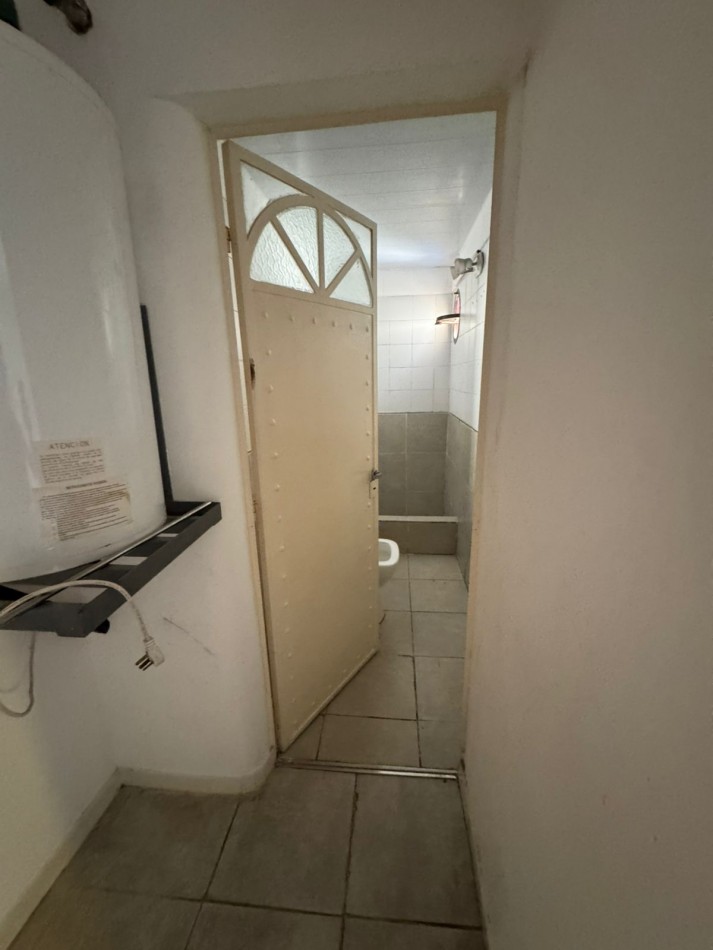 SE ALQUILA AMPLIO DEPARTAMENTO DE 3 AMBIENTES