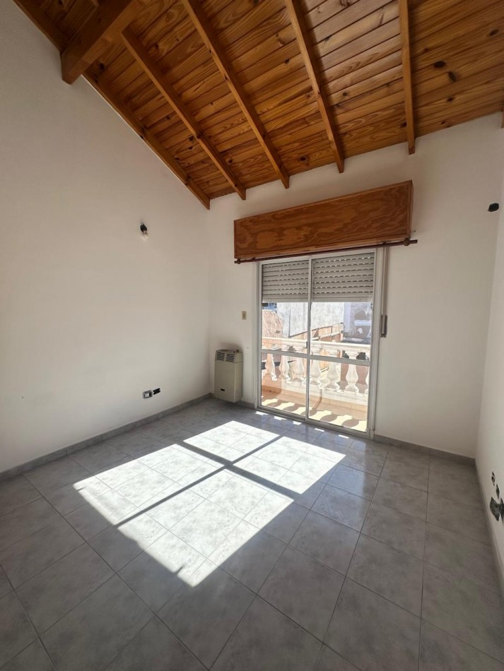 ALQUILER DUPLEX DE 4 AMBIENTES - QUILMES OESTE