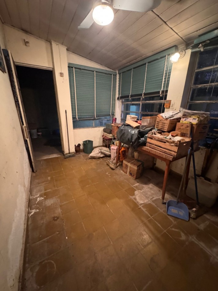 CASA EN VENTA IDEAL INVERSIONISTA - SOBRE ZONA COMERCIAL