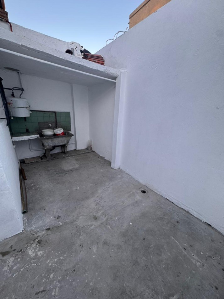 Se alquila CASA 3 ambientes en Florencio Varela