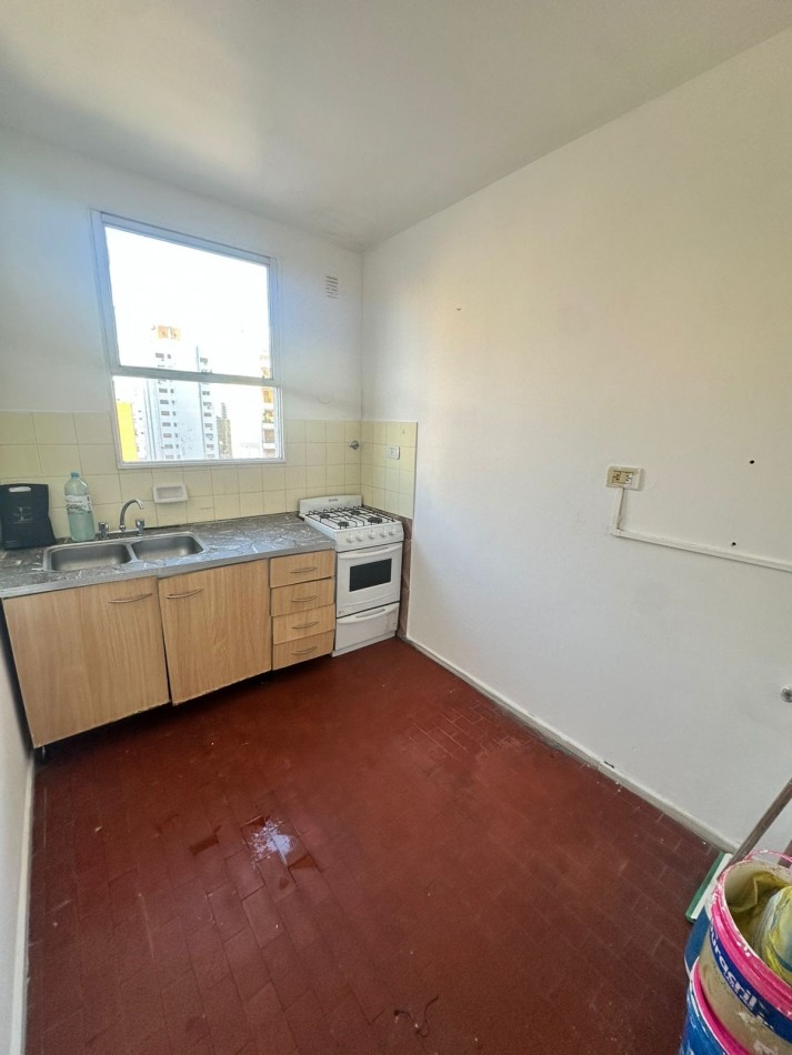 SE ALQUILA DEPARTAMENTO 2 AMBIENTES EN QUILMES CENTRO