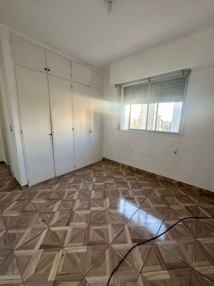 SE ALQUILA DEPARTAMENTO 2 AMBIENTES EN QUILMES CENTRO