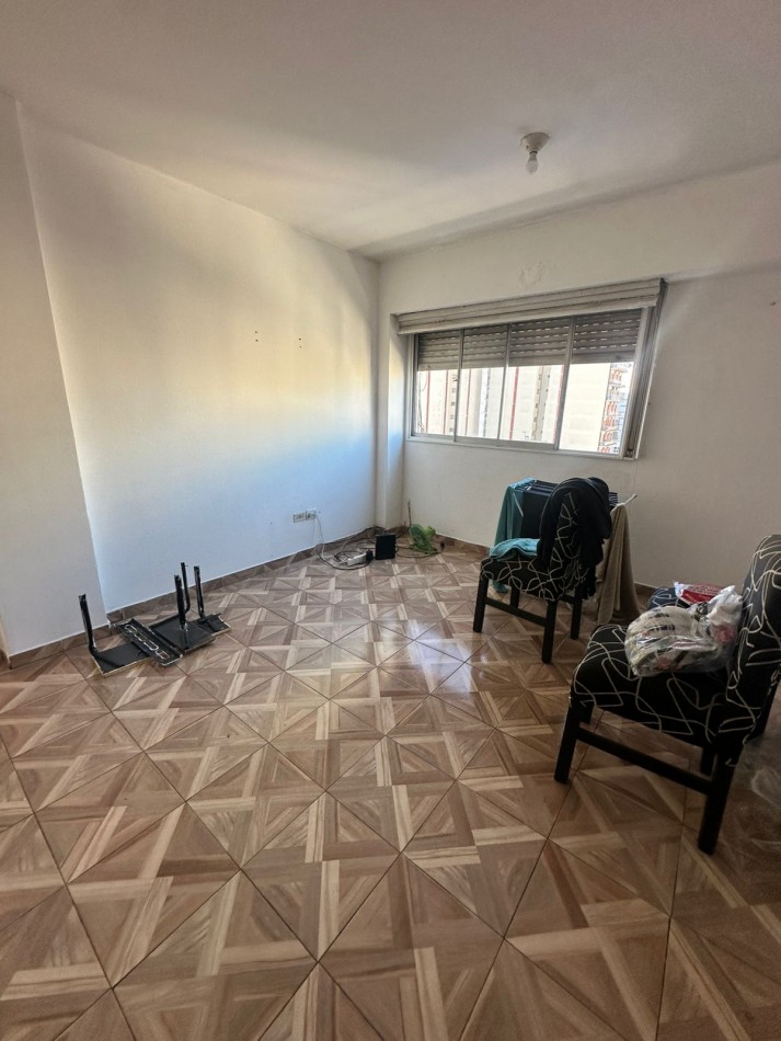 SE ALQUILA DEPARTAMENTO 2 AMBIENTES EN QUILMES CENTRO