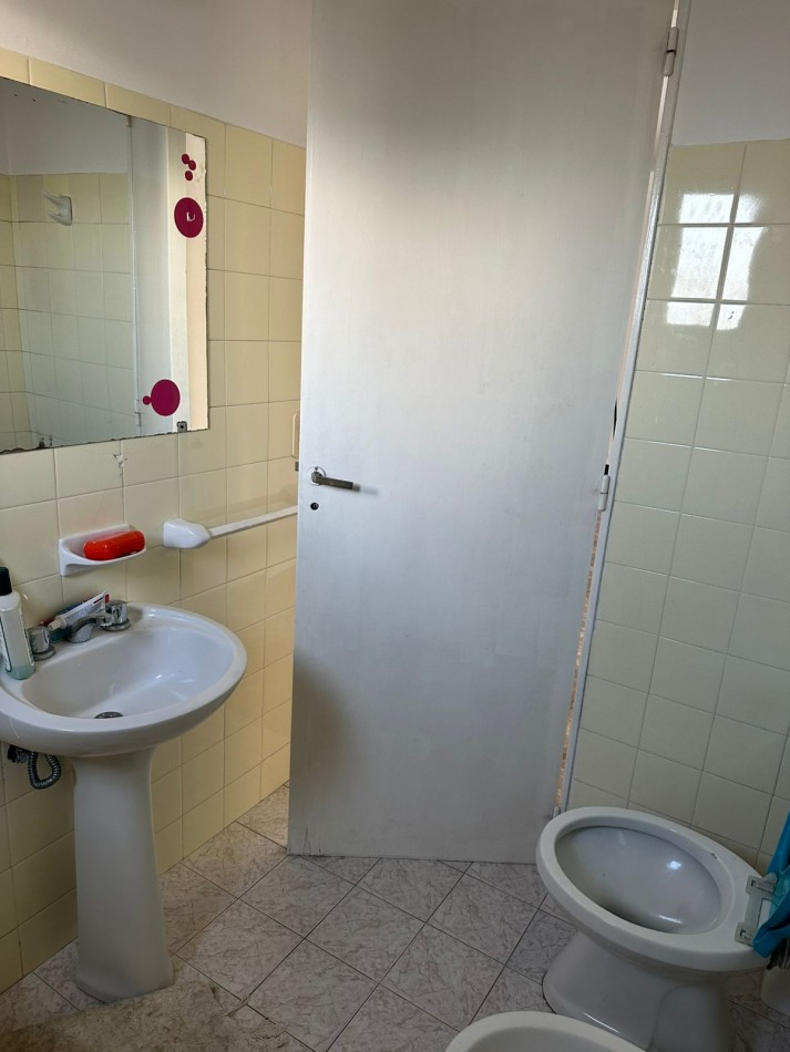 SE ALQUILA DEPARTAMENTO 2 AMBIENTES EN QUILMES CENTRO