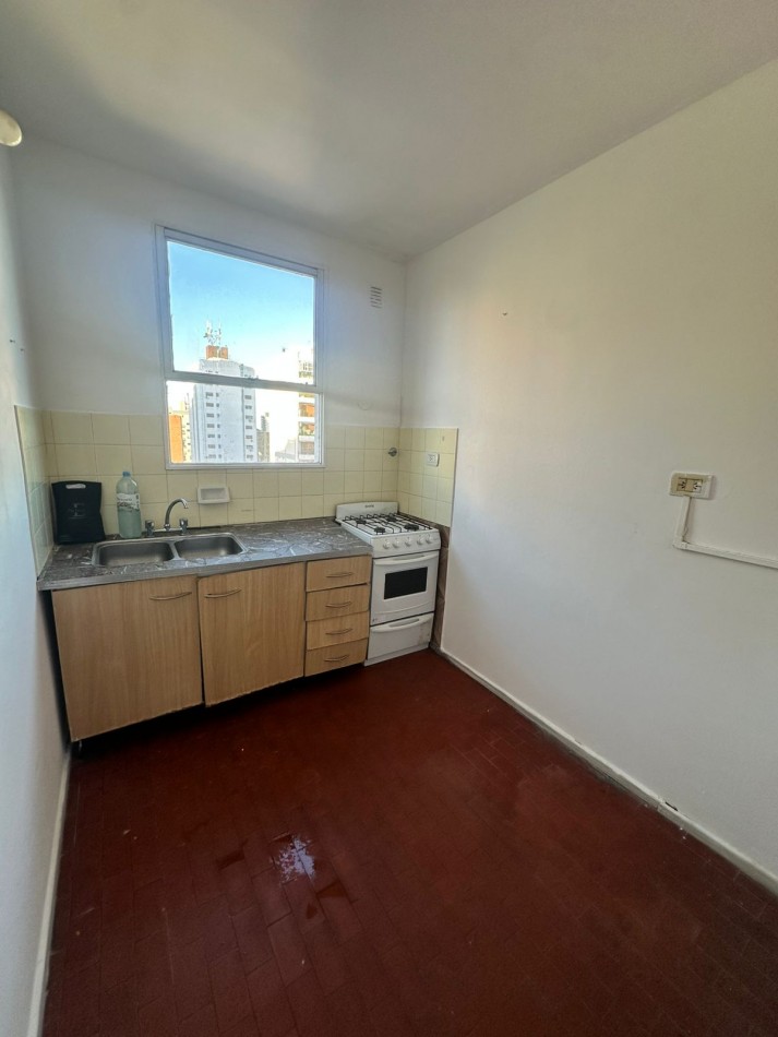 SE ALQUILA DEPARTAMENTO 2 AMBIENTES EN QUILMES CENTRO