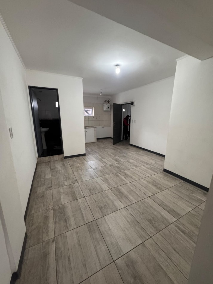 DEPARTAMENTO 3 AMBIENTES EN ALQUILER - QUILMES OESTE