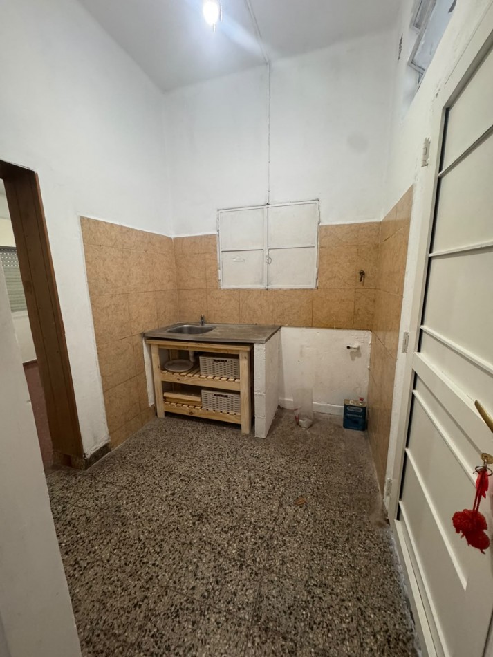 Se alquila CASA 3 ambientes en Florencio Varela