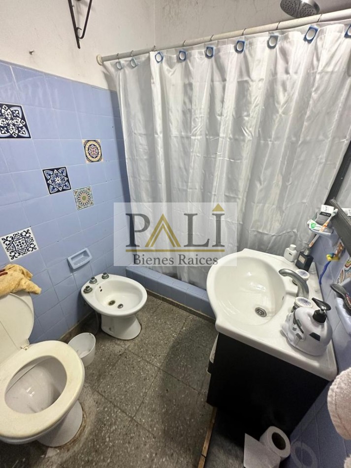PH de 2 plantas EN VENTA - Quilmes Oeste - APTA CREDITO