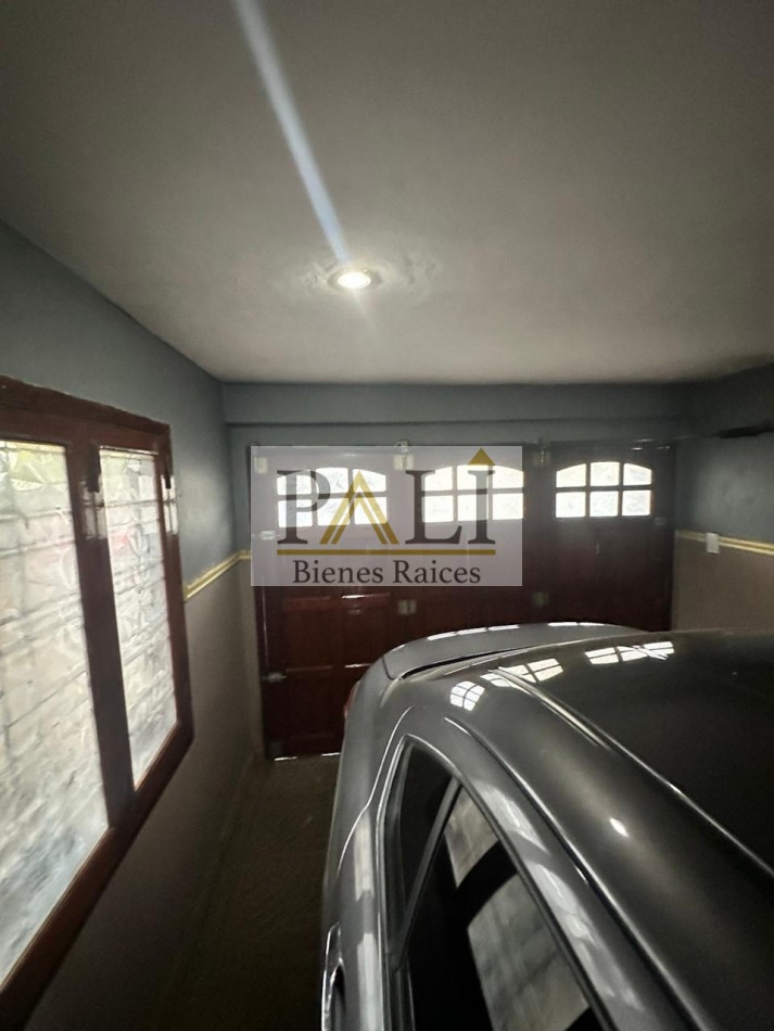 SE VENDE EXCELENTE CASA DE 5 AMBIENTES EN FLORENCIO VARELA - APTA CREDITO HIPOTECARIO