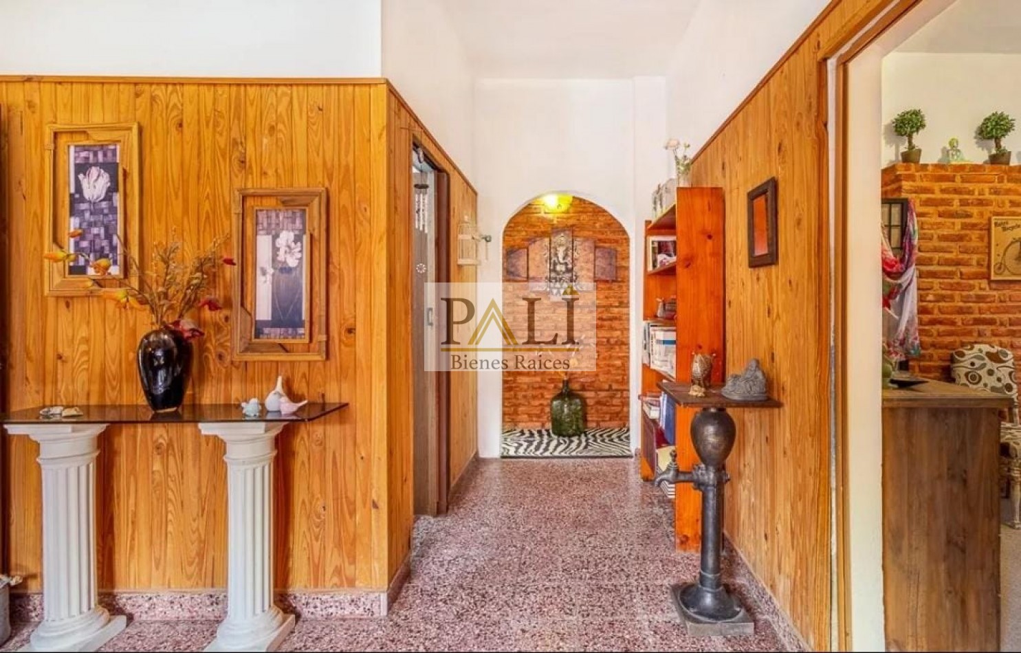 Oportunidad Casa 4 ambientes con piscina en Florencio Varela