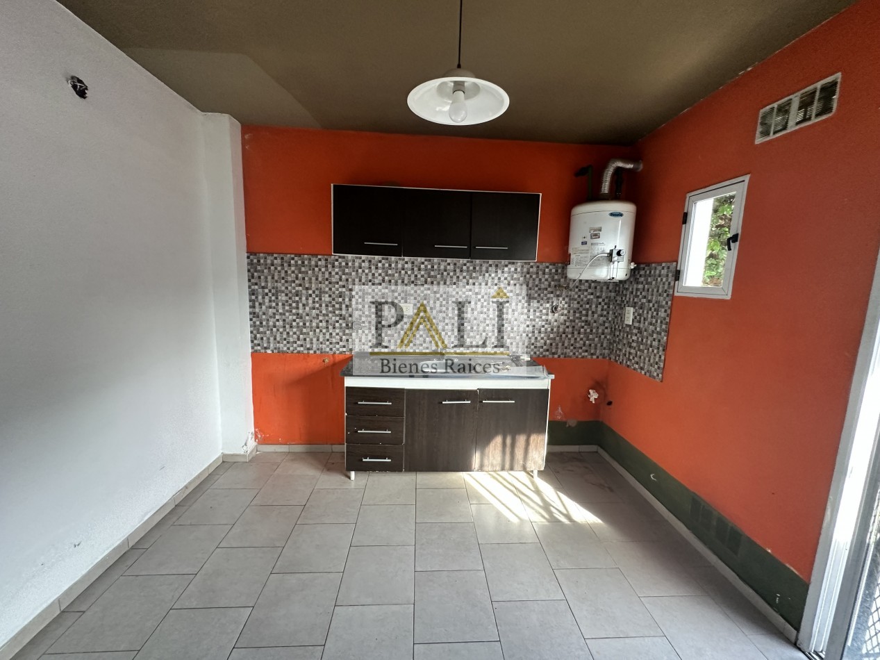 Alquiler duplex 4 ambientes Florencio Varela 