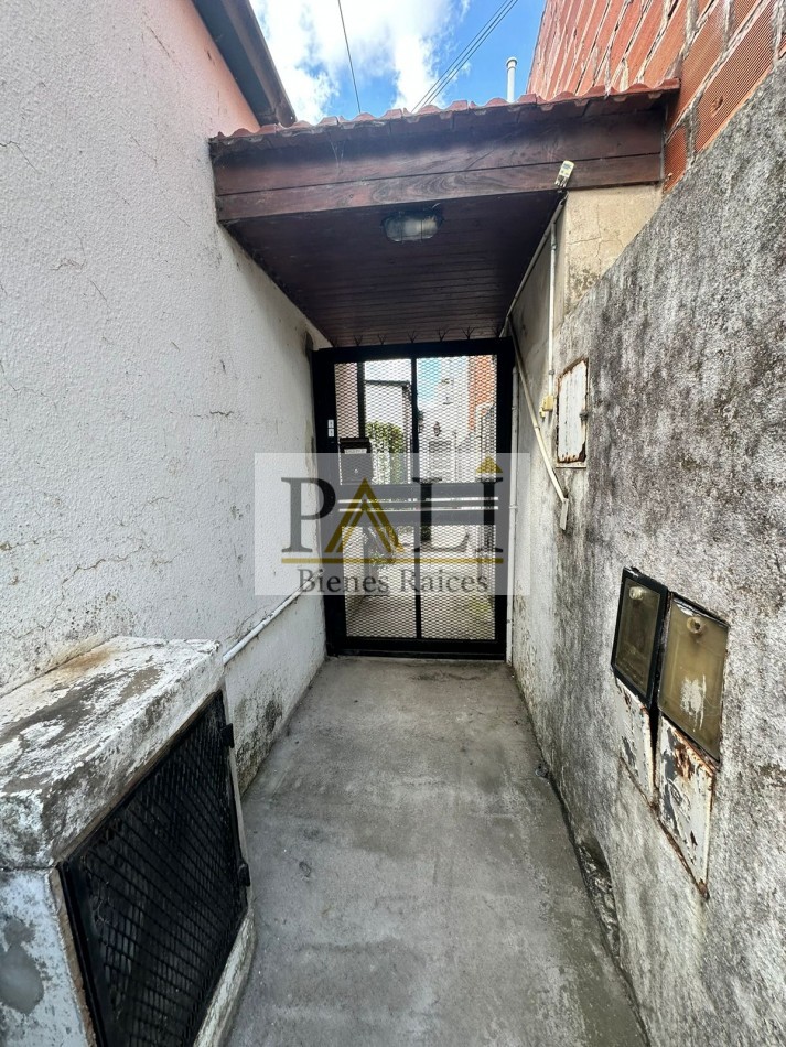 SE ALQUILA PH 3 AMBIENTES - TOLOSA