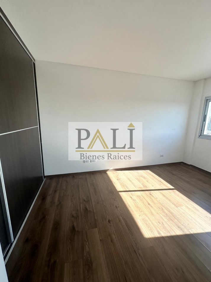 SE VENDE DEPARTAMENTO 2 AMBIENTES - FLOENCIO VARELA CENTRO