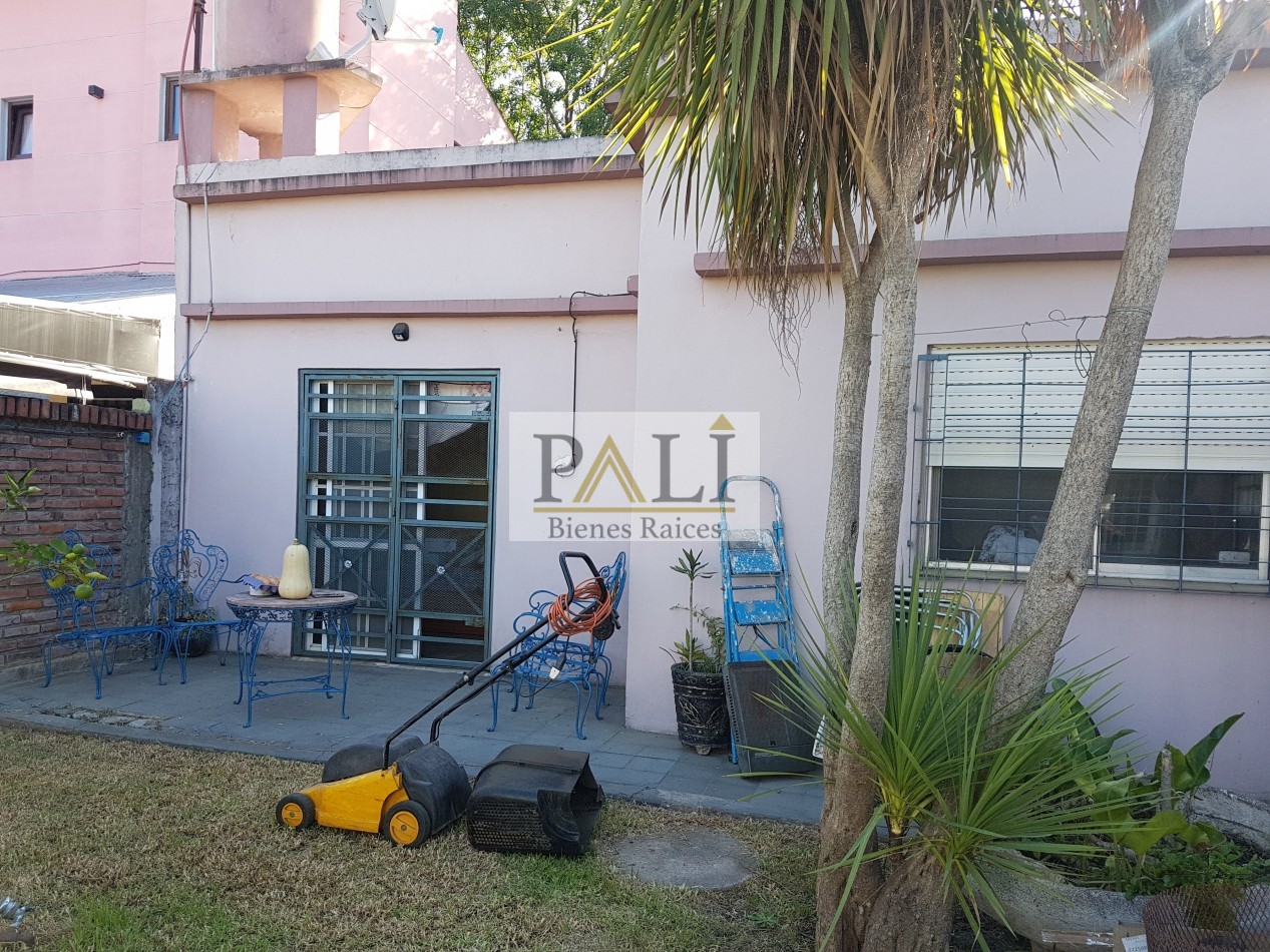 OPORTUNIDAD APTA CREDITO HIPOTECARIO - DOS CASAS EN VENTA CENTRO FLORENCIO VARELA