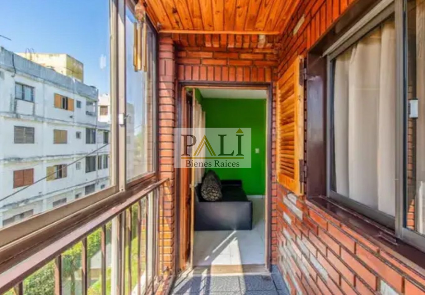 OPORTUNIDAD EXCELENTE DEPARTAMENTO 3 AMBIENTES EN BERAZATEGUI - VENTA - APTO CREDITO 