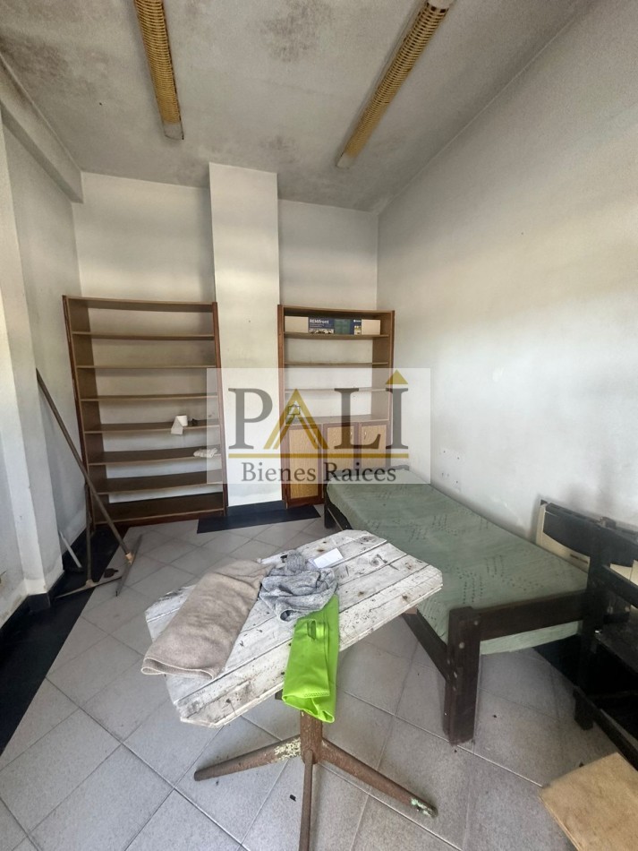 SE ALQUILAN 2 OFICINAS EN EL PATO