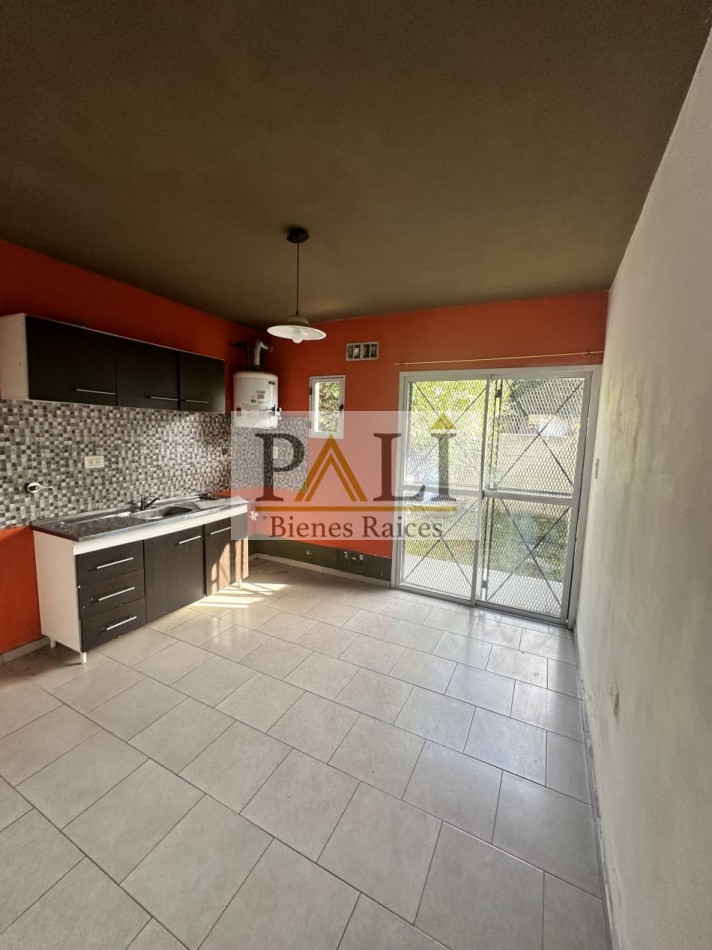 Alquiler duplex 4 ambientes Florencio Varela 