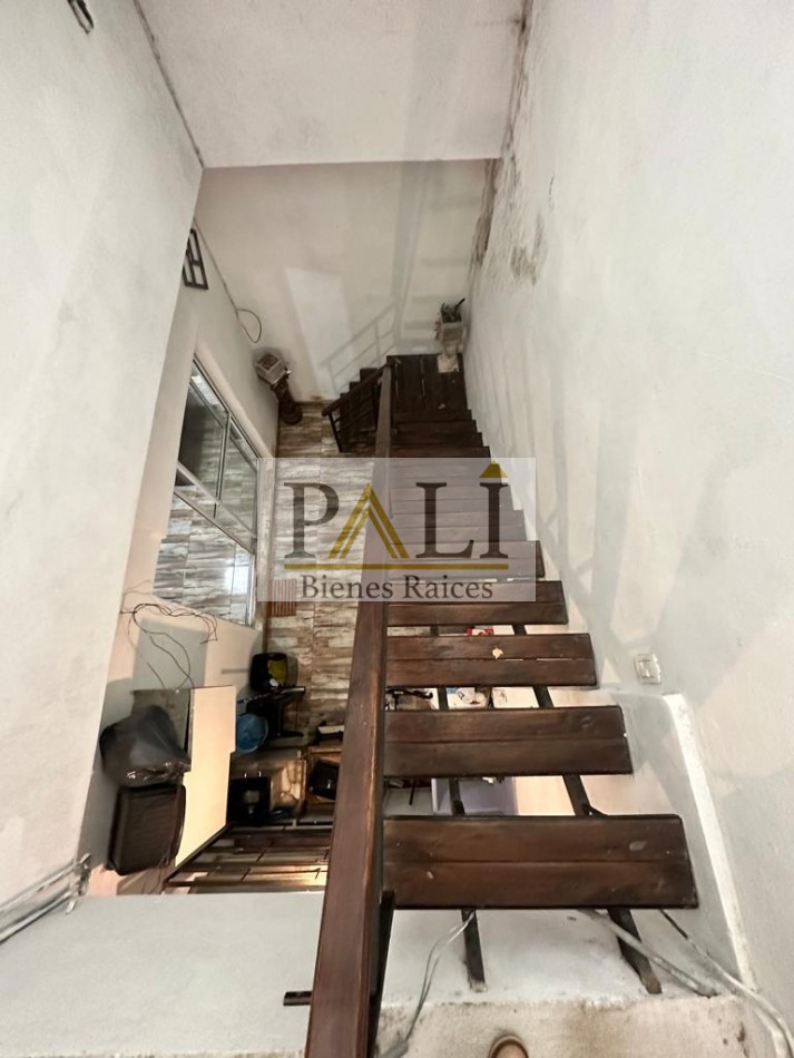 PH de 2 plantas EN VENTA - Quilmes Oeste - APTA CREDITO