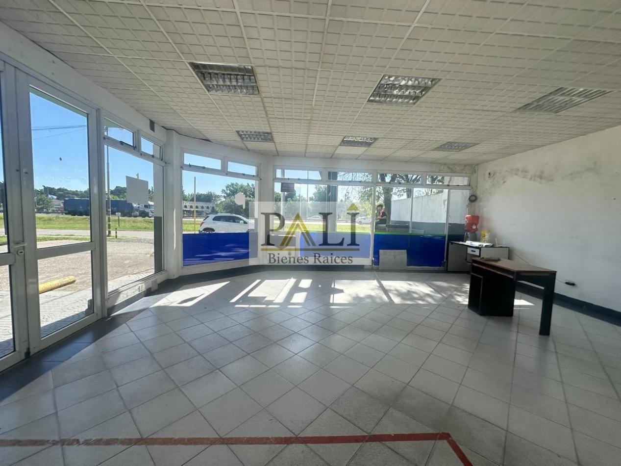 SE ALQUILA LOCAL APTO ESTACION DE SERVICIOS GNC Y SHOP