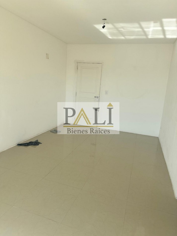 SE VENDE DEPARTAMENTO 2 AMBIENTES - FLOENCIO VARELA CENTRO