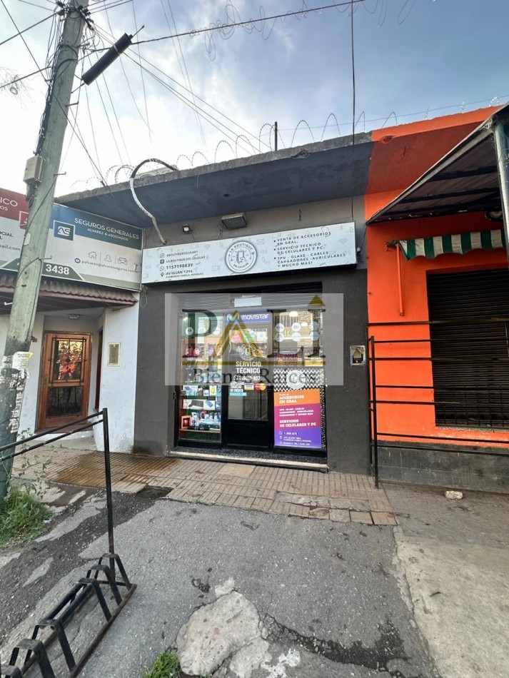SE VENDE LOCAL COMERCIAL- EXCELENTE UBICACION