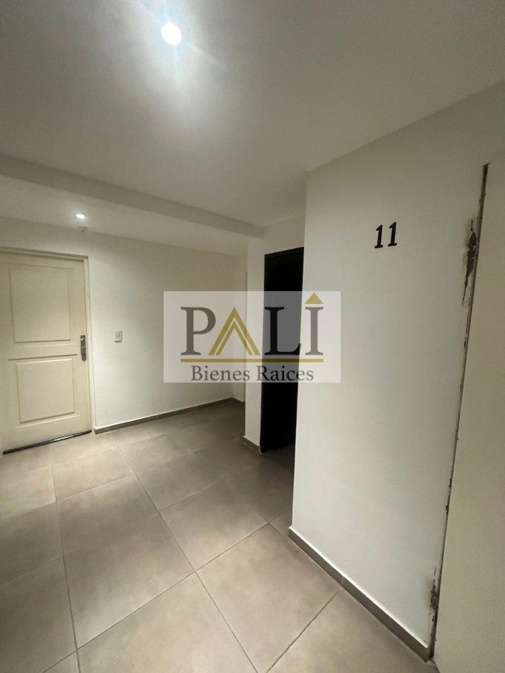 SE VENDE DEPARTAMENTO 2 AMBIENTES - FLOENCIO VARELA CENTRO