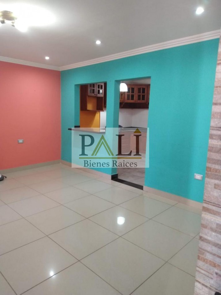 OPORTUNIDAD VENTA URGENTE - amplia Casa en excelente ubicacion